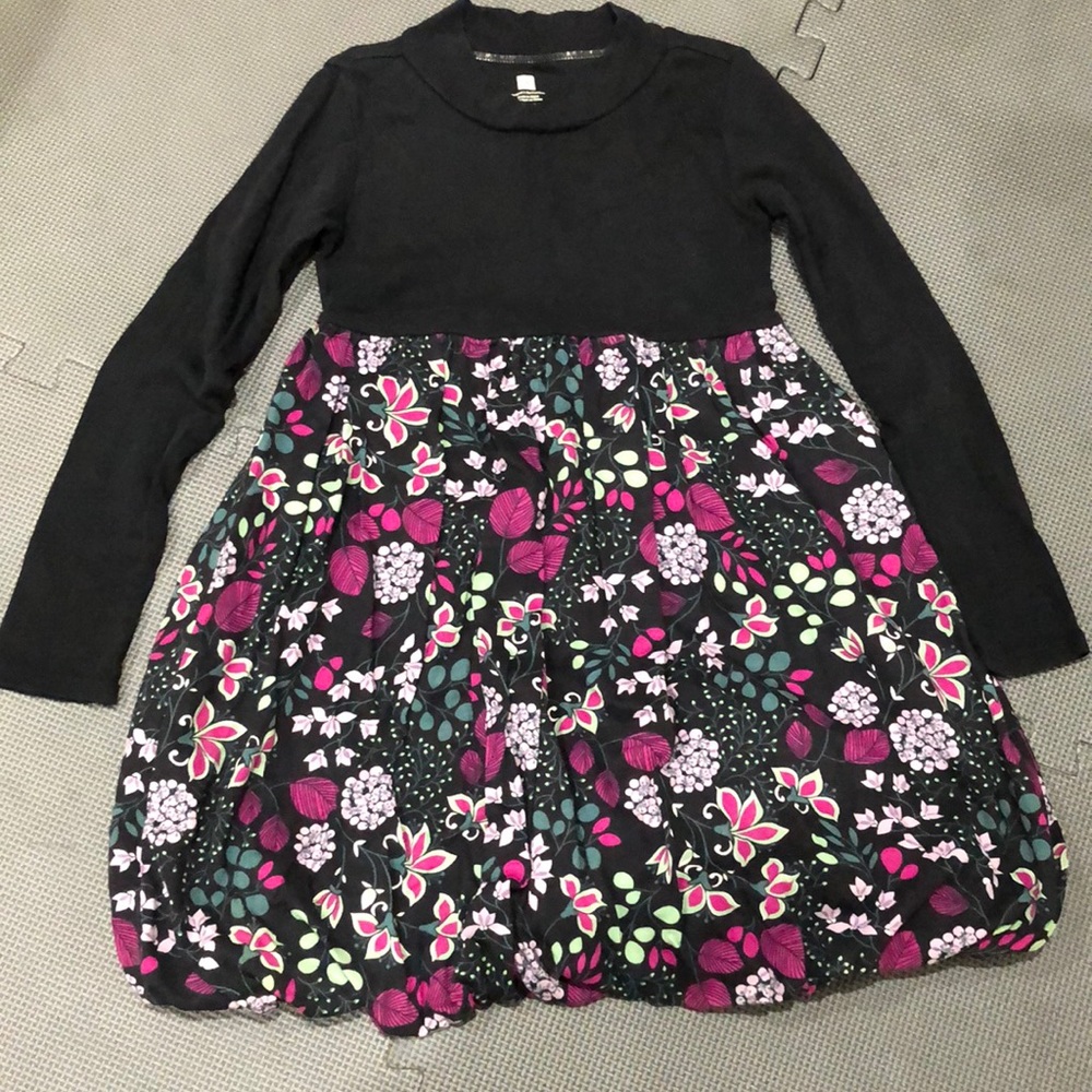 Girls Size 7 Long-Sleeved Dress